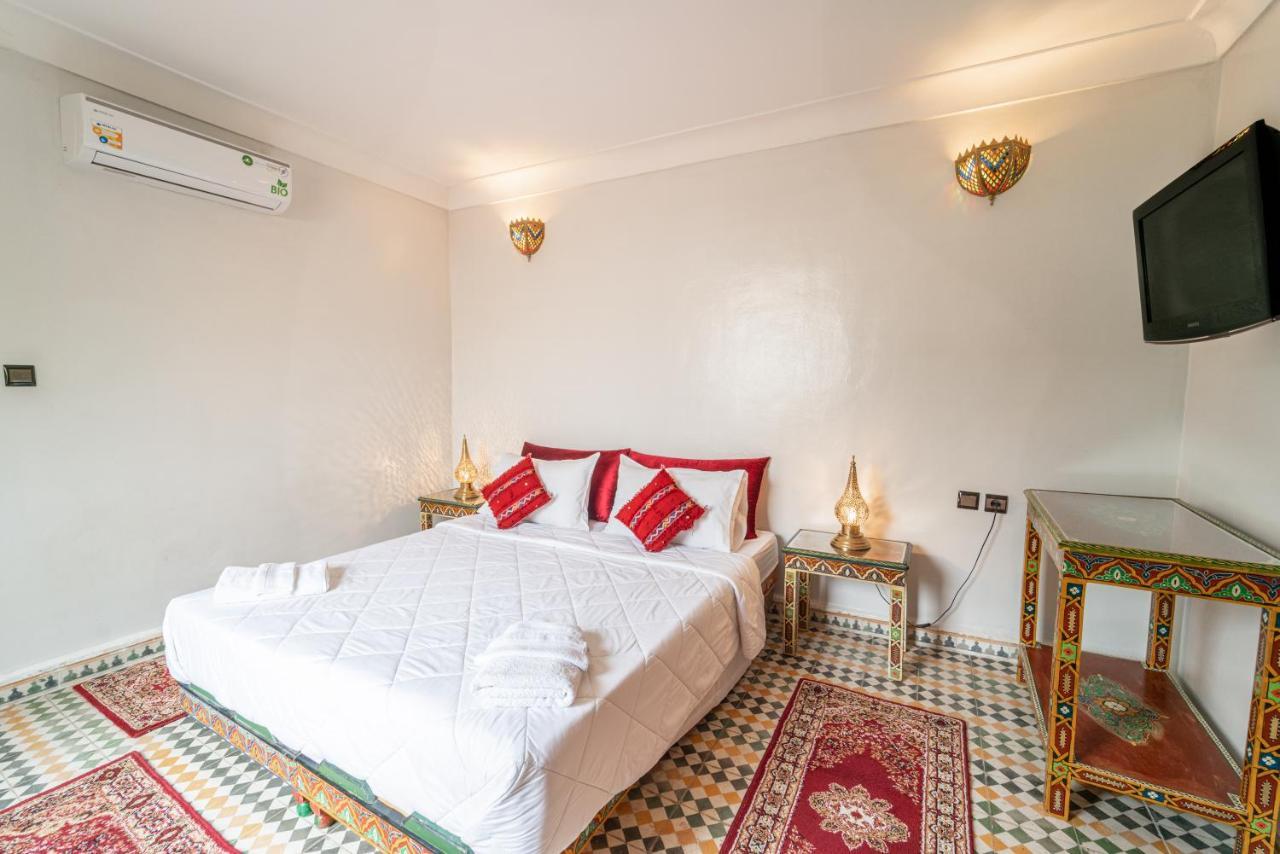 Riad Taj Salma Фес Екстериор снимка